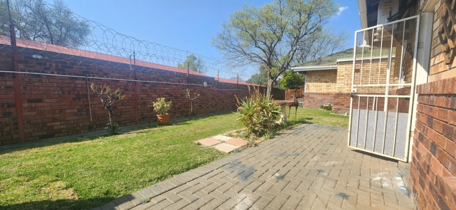 To Let 2 Bedroom Property for Rent in Willows Free State